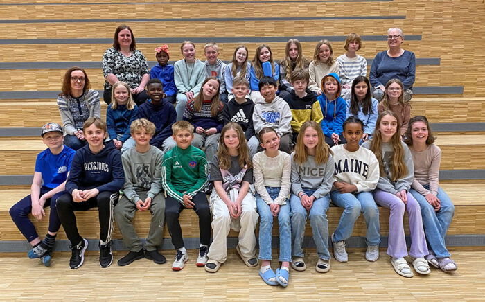 Klassebilete 5b redigert av Arild og Ingvild komprimert til nettside