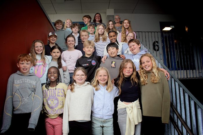 Klassebilete 6b redigert av Arild komprimert til nettside